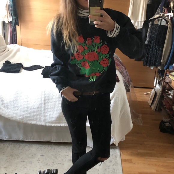 Vintage Ocean City Roses Oversized Sweatshirt - Picture 8 of 8